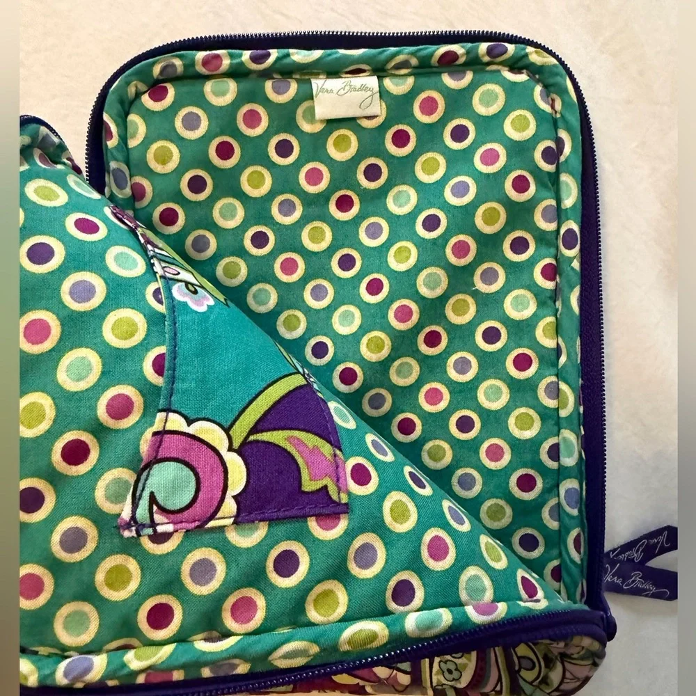 Vera Bradley vibrant quilted